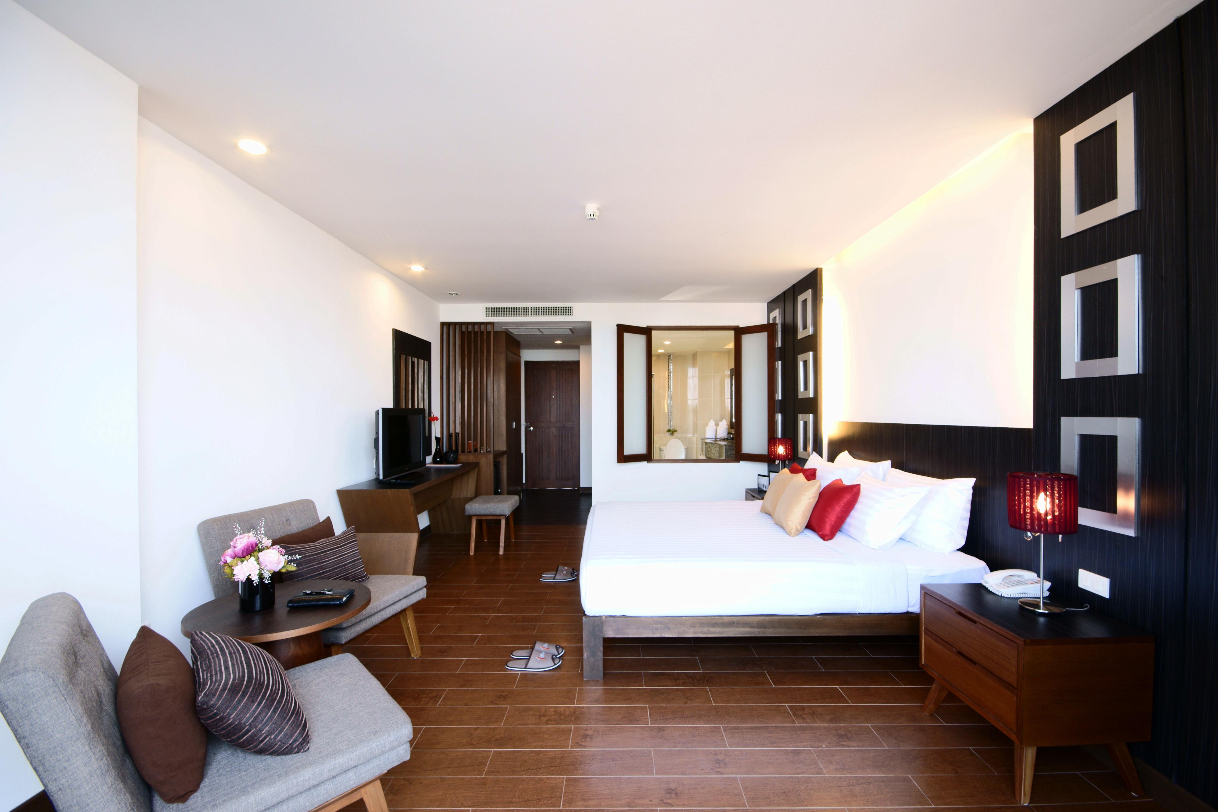 Hotel J Pattaja Kültér fotó