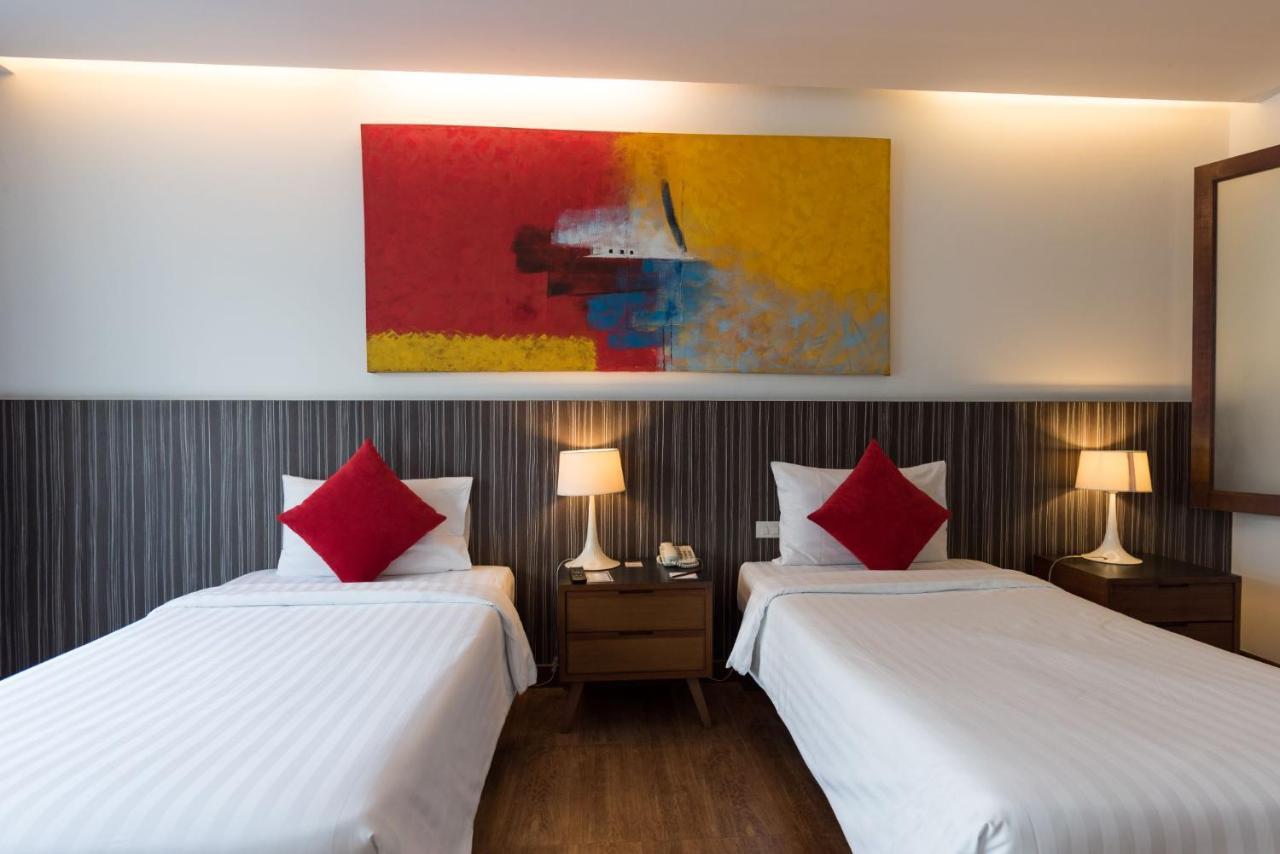 Hotel J Pattaja Kültér fotó